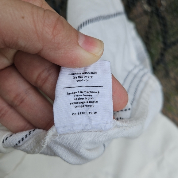 Oak & Fort white sleeveless sun dress with grey stripes and pockets medium - Picture 6 of 6